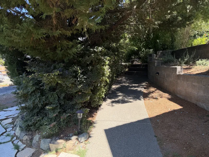 The same walkway clear and open after Hilltop Landscaping trimmed the shrubs back and hauled off the clippings, Southern Oregon